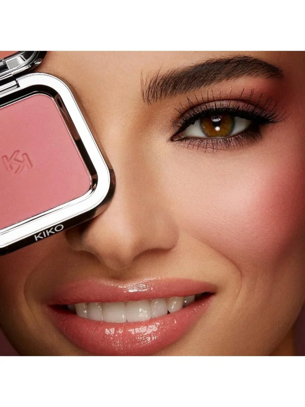 Long-Lasting Powder Blush | Buildable Color for Flawless Cheeks & Radiant Glow